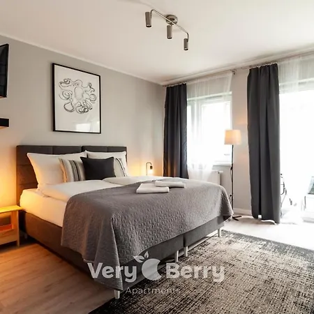 Very Berry - Niedzialkowskiego 25a